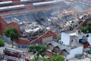 Iron-Mountain-se-incendia-en-barracas