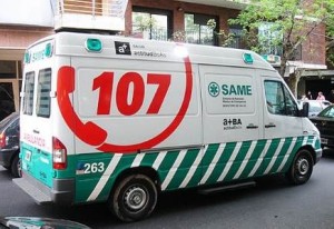Villa-31-Agreden-a-una-ambulancia-del-SAME-436x300